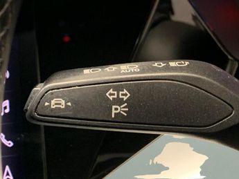 Audi A3 1.0 TFSI 30 S line Sportback S Tronic (110 ps) - CRUISE - DRIVIN