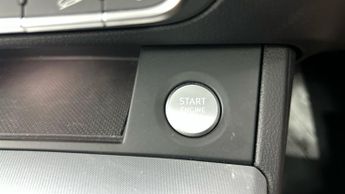 Audi Q5 2.0 TDI 40 Sport S Tronic quattro (204 ps) - REVERSE CAM - HEATE