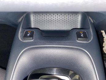 Toyota Corolla 1.8 VVT-h GPF Icon Tech CVT (122 ps) - BLUETOOTH - AIR CON - DAB