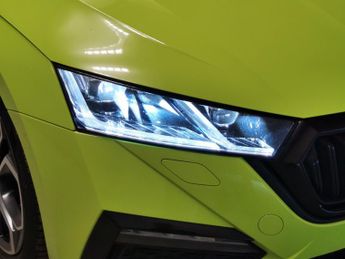 Skoda Octavia 2.0 TDI vRS DSG 4WD (200 ps) - SMARTLINK - HEATED SEATS - BLUETO