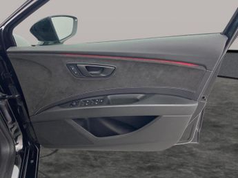Seat Leon 2.0 TSI Cupra 290 DSG (290 ps) - PADDLE SHIFT - PARK SENSORS