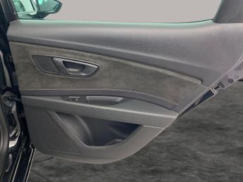 Seat Leon 2.0 TSI Cupra 290 DSG (290 ps) - PADDLE SHIFT - PARK SENSORS