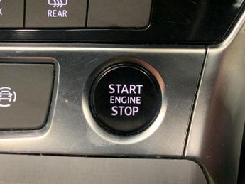 Audi A6 Avant 3.0 TFSI V6 55 Black Edition S Tronic quattro (340 ps) - REVERSE