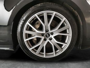 Audi A6 Avant 3.0 TFSI V6 55 Black Edition S Tronic quattro (340 ps) - REVERSE