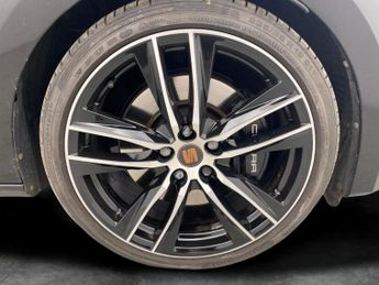 Seat Leon 2.0 TSI Cupra 290 DSG (290 ps) - PADDLE SHIFT - PARK SENSORS