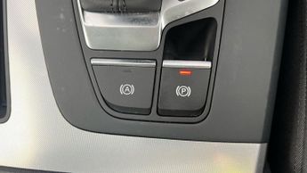 Audi Q5 2.0 TDI 40 Sport S Tronic quattro (204 ps) - REVERSE CAM - HEATE