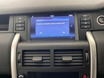 Land Rover Discovery Sport 2.0 TD4 HSE Black 4WD (180 ps) - HEATED SEATS - NAV - LANE DEPAR