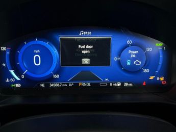 Ford Kuga 2.5 Duratec 14.4kWh ST-Line X Edition Plug-in CVT (225 ps) - CAR