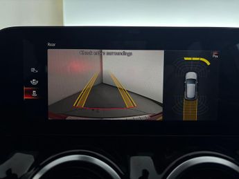 Mercedes-Benz GLA 1.3 GLA250e 15.6kWh Exclusive Edition Plug-in 8G-DCT (218 ps) - 