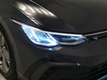 Volkswagen Golf 2.0 TDI R-Line DSG (150 ps) - PARK SENSORS - KEYLESS START
