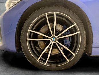 BMW 3 Series 2.0 320d M Sport xDrive (190 ps) - EXTENDED STORAGE - HEATED STE