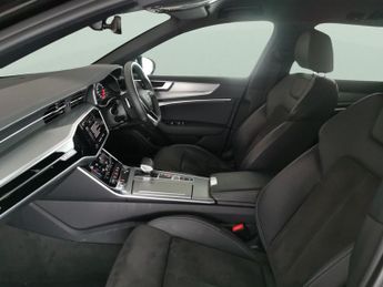 Audi A6 Avant 3.0 TFSI V6 55 Black Edition S Tronic quattro (340 ps) - REVERSE