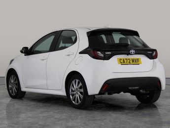 Toyota Yaris 1.5 Icon CVT [Nav] - BLUETOOTH - AIR CON - AUTO HEADLIGHTS