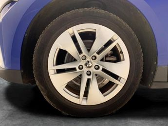 Skoda Enyaq 62kWh 60 (DC120kW) (179 ps) - NAV - WIFI - BLUETOOTH