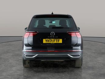 Volkswagen Tiguan 2.0 TSI Elegance DSG 4Motion (190 ps) - PARK ASSIST - REVERSE CA