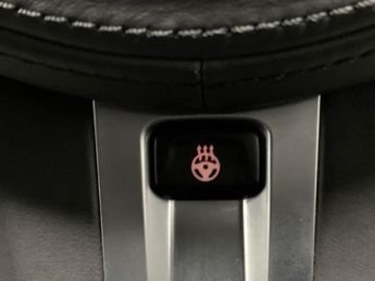 BMW 3 Series 2.0 320d M Sport xDrive (190 ps) - EXTENDED STORAGE - HEATED STE