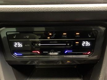 Volkswagen Tiguan 2.0 TSI Elegance DSG 4Motion (190 ps) - PARK ASSIST - REVERSE CA