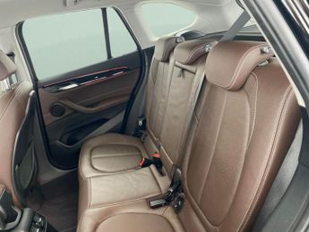 BMW X1 2.0 20d xLine xDrive (190 ps) - CARPLAY - PARK ASSIST - LED