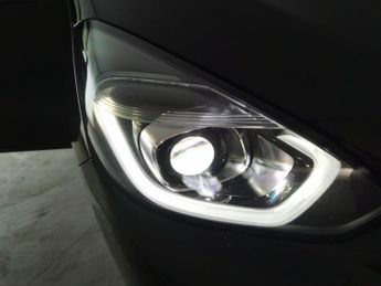 Honda Jazz 1.5 h i-MMD SE eCVT (109 ps) - SPEED LIMIT RECOG - DIGITAL DASH