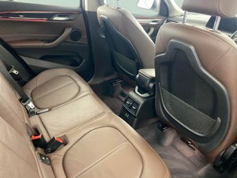 BMW X1 2.0 20d xLine xDrive (190 ps) - CARPLAY - PARK ASSIST - LED