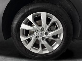 Hyundai Tucson 1.6 CRDi MHEV SE Nav DCT (136 ps) - BLUETOOTH - SPEED LIMIT RECO