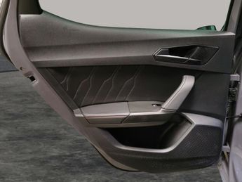 Cupra Leon 1.5 eTSI EVO V1 DSG (150 ps) - LED - REVERSE CAM - NAV