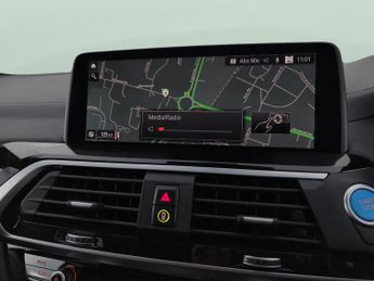 BMW iX3 80kWh Premier Edition Pro (286 ps) - HUD - PARK ASSIST - HK AUDI