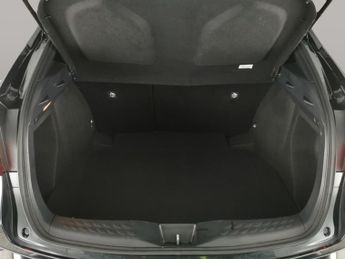 Toyota C-HR 1.8 VVT-h GPF Design CVT (122 ps) - LED - REVERSE CAM - NAV