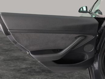 Tesla Model 3 Standard Range Plus RWD (241 bhp) - PARK ASSIST - LED - REVERSE 