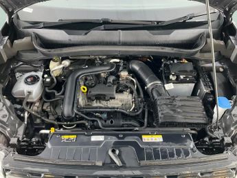 Volkswagen T-cross 1.0 TSI R-Line DSG (110 ps) - BLIND SPOT ASSIST - BLUETOOTH - DI