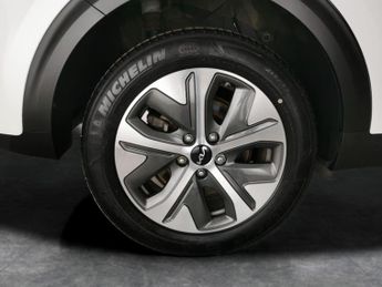 Kia Niro 64kWh 2 (201 bhp) - PADDLE SHIFT - PARK SENSORS - DRIVING MODES