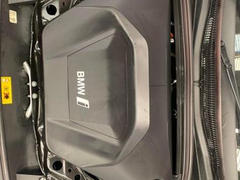 BMW iX1 30 66.5kWh M Sport xDrive (11kW Charger) (313 ps) - ALCANTARA