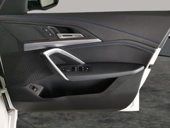 BMW iX1 30 66.5kWh M Sport xDrive (11kW Charger) (313 ps) - ALCANTARA