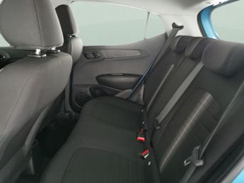 Hyundai i10 1.2 SE Connect (84 ps) - CRUISE - AIR CON - DAB