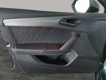 Cupra Leon 2.0 TSI VZ2 DSG (245 ps) - LED - REVERSE CAM - NAV