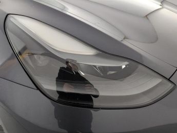 Tesla Model 3 Standard Range Plus RWD (241 bhp) - PARK ASSIST - LED - REVERSE 