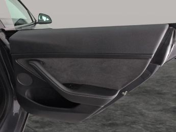 Tesla Model 3 Standard Range Plus RWD (241 bhp) - PARK ASSIST - LED - REVERSE 