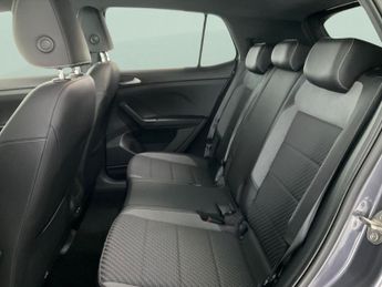 Volkswagen T-cross 1.0 TSI R-Line DSG (110 ps) - BLIND SPOT ASSIST - BLUETOOTH - DI