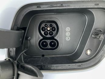 Volvo Ex30 Single Motor 51kWh Plus (272 ps) - CARPLAY - HK AUDIO - ACTIVE L