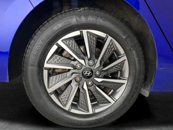 Hyundai Ioniq 38.3kWh Premium (136 ps) - REVERSE CAM - NAV - HEATED SEATS