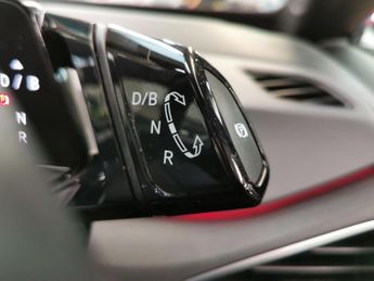 Volkswagen ID.3 Pro Performance 58kWh Life (204 ps) - BLUETOOTH - PARK SENSORS -