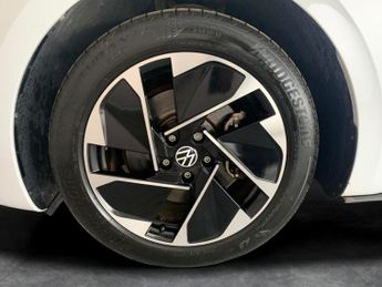 Volkswagen ID.3 Pro Performance 58kWh Life (204 ps) - BLUETOOTH - PARK SENSORS -