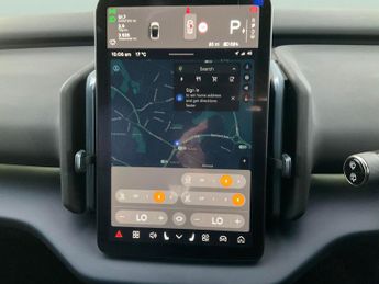 Volvo Ex30 Single Motor 51kWh Plus (272 ps) - CARPLAY - HK AUDIO - ACTIVE L