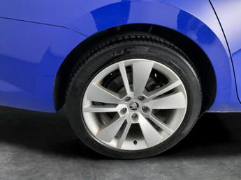 Skoda Superb 1.4 TSI iV 13kWh SE L Plug-in DSG (218 ps) - DRIVER MEMORY SEAT 