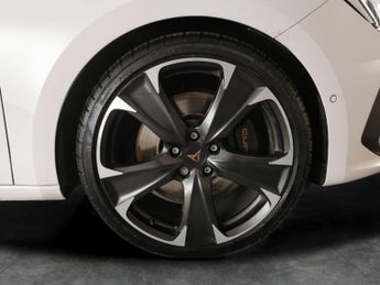 Cupra Leon 2.0 TSI VZ2 DSG (245 ps) - LED - REVERSE CAM - NAV