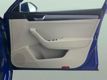 Skoda Superb 1.4 TSI iV 13kWh SE L Plug-in DSG (218 ps) - LED - SMARTLINK - N