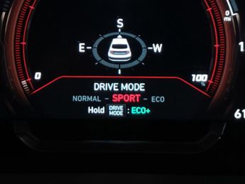 Hyundai Ioniq 38.3kWh Premium (136 ps) - REVERSE CAM - NAV - HEATED SEATS