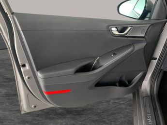 Hyundai Ioniq 38.3kWh Premium (136 ps) - REVERSE CAM - NAV - HEATED SEATS