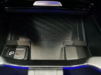 Mercedes-Benz CLA 1.3 CLA250e 15.6kWh AMG Line (Premium) Coupe Plug-in 8G-DCT (218