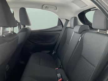 Toyota Yaris 1.5 VVT-h Icon E-CVT (116 ps) - BLUETOOTH - DRIVING MODES